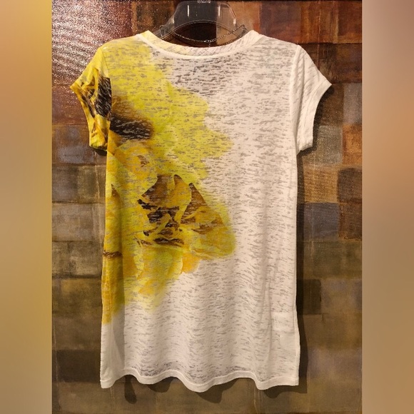 BCBG MAXAZRIA SS White & Yellow TShirt Top MINT - Picture 2 of 5